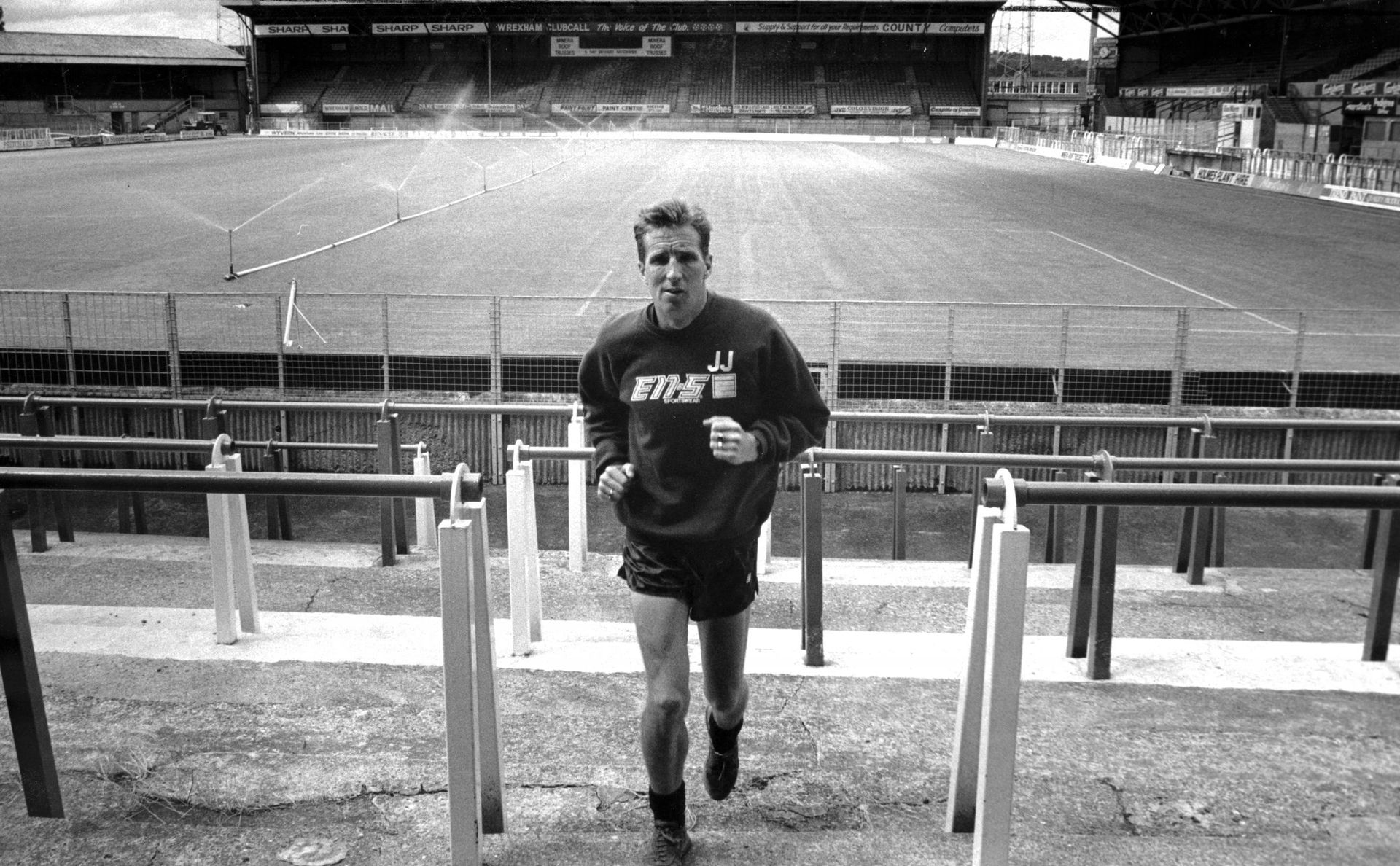 Joey Jones 